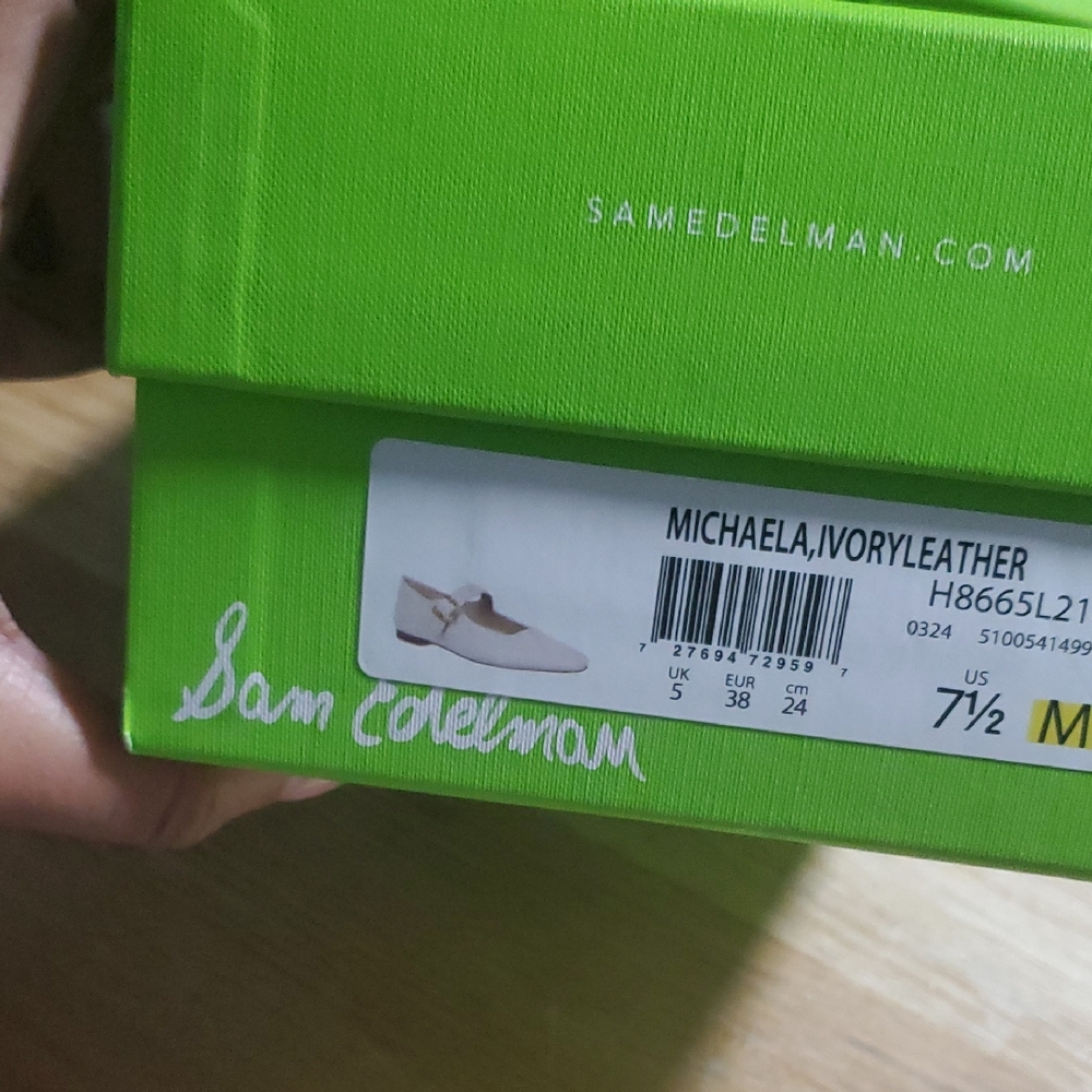 Sam Edelman Michaela Green Box
